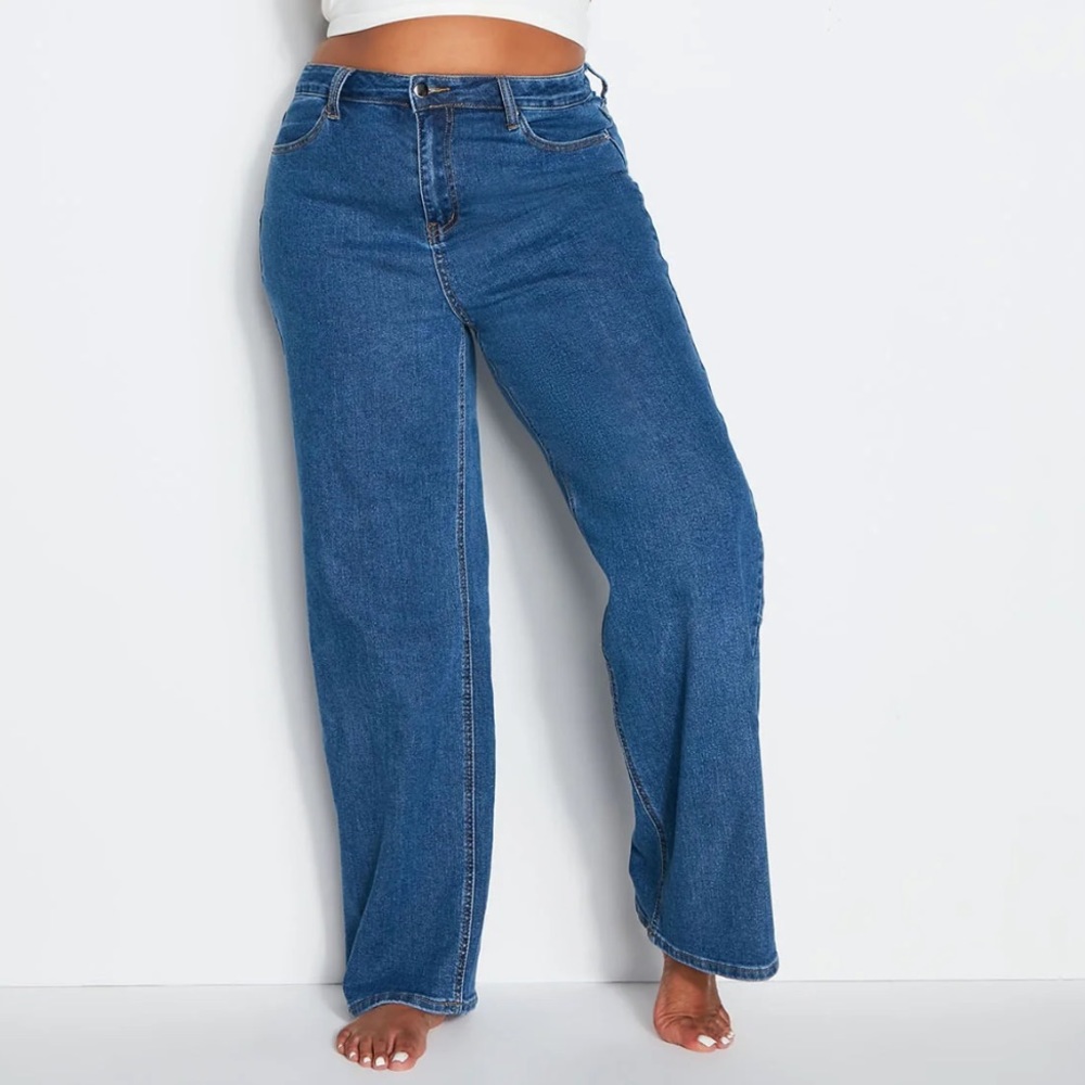 Med Blue Straight Leg Jeans